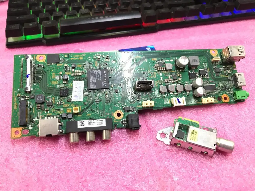 

Original KDL-48W656D TV motherboard 1-980-334-13 screen NS6S480DND02