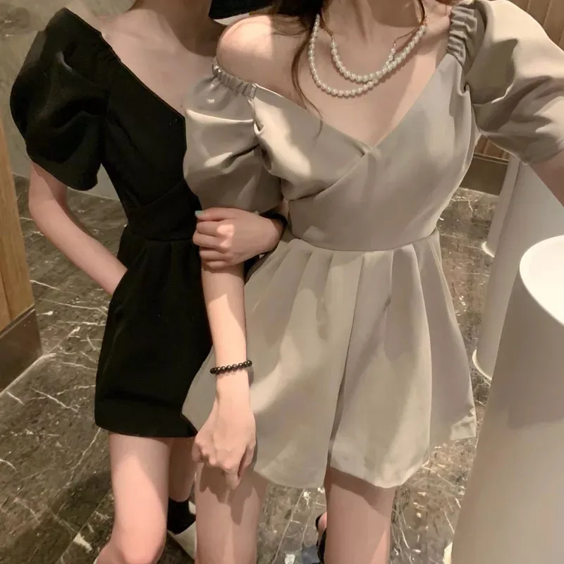 

2021 Sexy Shoulderless Women Jumpsuits Kong-Style V Neck Short Sleeve Playsuit Fashion High Waist Short Bodysuits 6007#