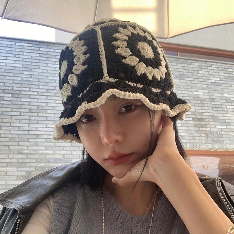 

2021 fisherman hat female summer thin hollow knitted sun hat net red ins breathable flower pot hat