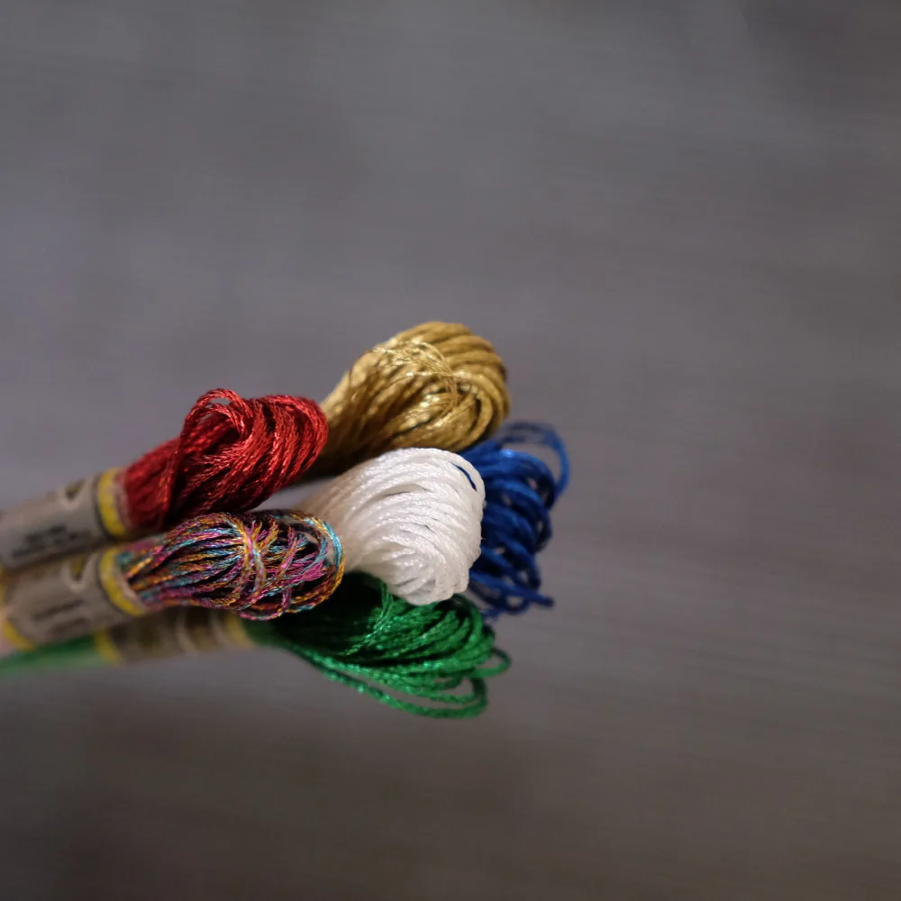 Топ 6 мотков в упаковке нитки светильник выми эффектами прядей высокие блестящие