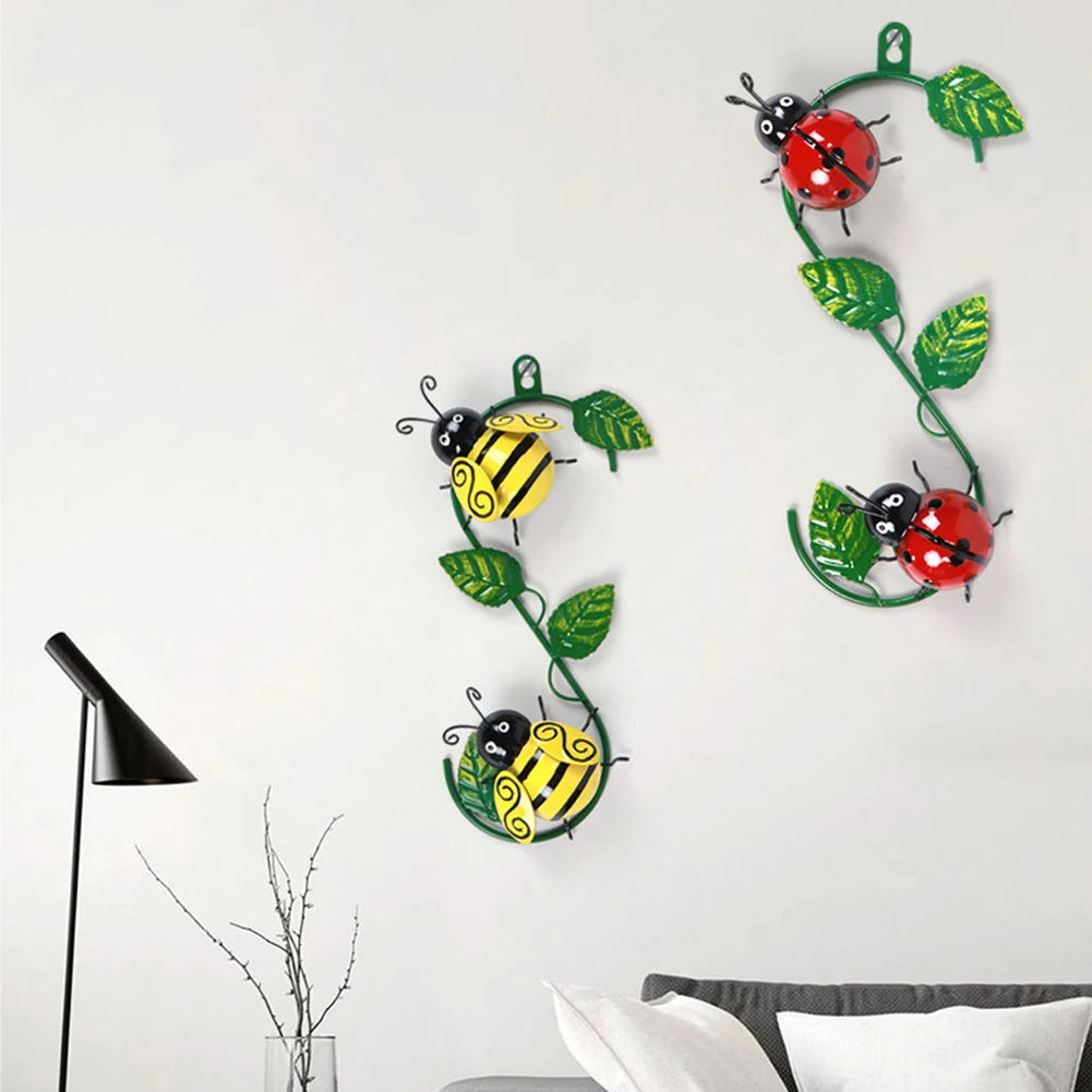 

Metal Iron Ladybug Figurine Wall Hanging Simulated Insects Seven Star Ladybug Sculpture Art Pendant TV Background Decoration