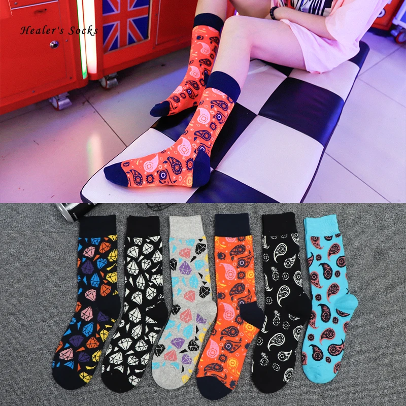 

Хип-хоп цвет для мужчин и для женщин носки для девочек хлопок со стразами модные женские туфли Harajuku город Счастливый милый мягкий смешный ск...