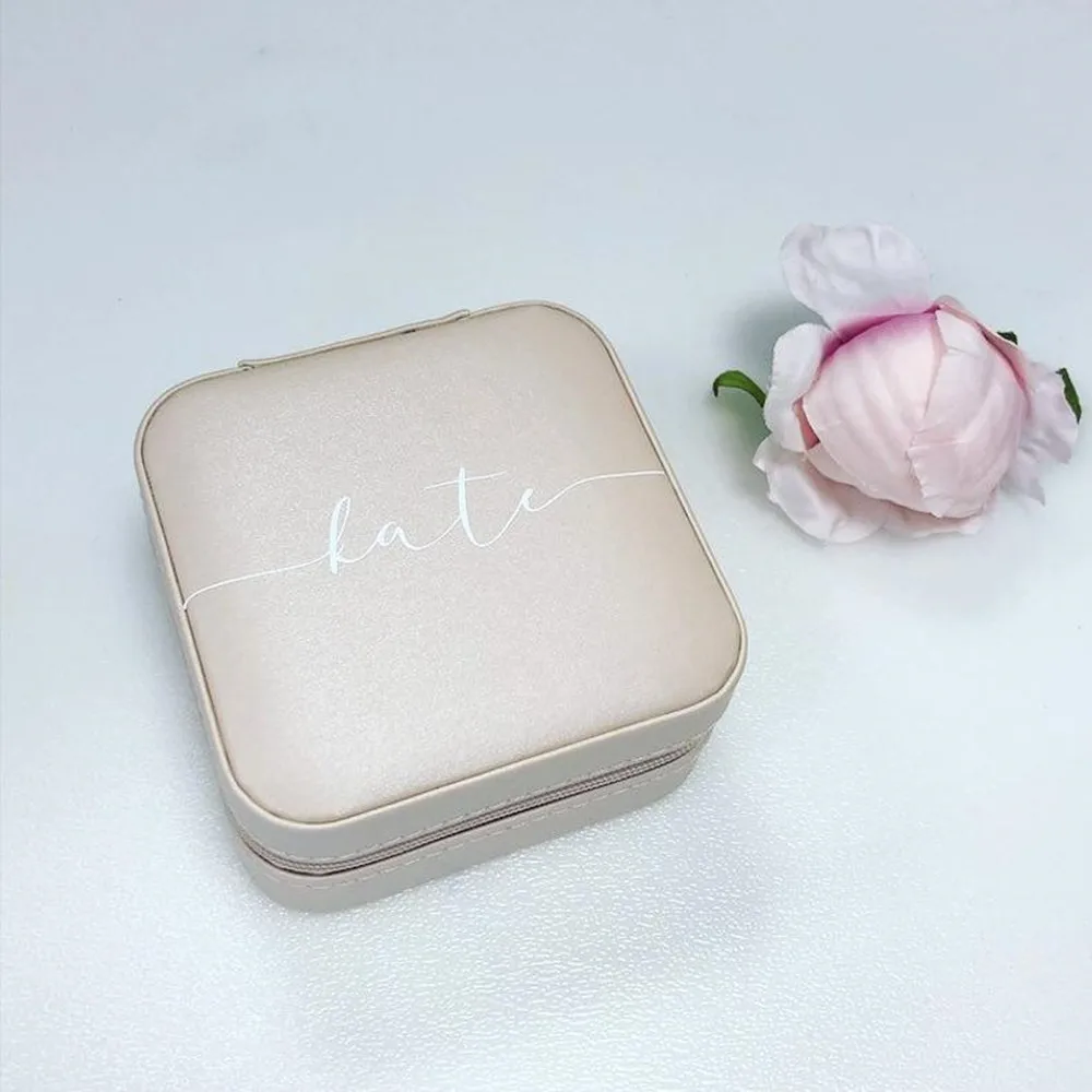 Personalized name text Jewelry Case Soft Leatherette for Travel Custom Bridesmaid Mother's Day Birthday Gifts nice comestic box | Дом и