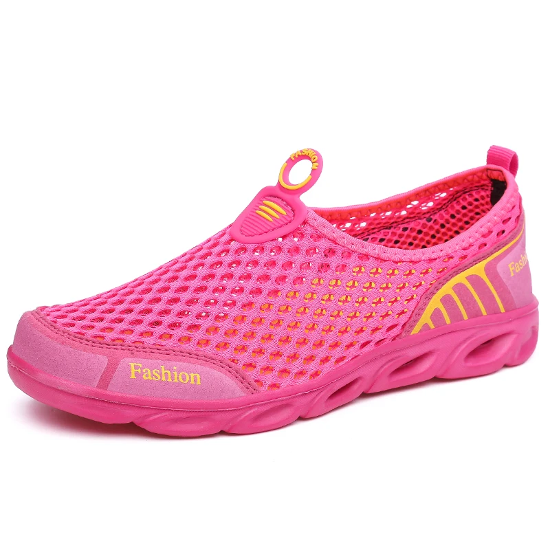 

Plus Size Men Light Slip On Aqua Shoes Mesh Breathing Beach Shoes Women Upstream Outdoor Water Shoes For