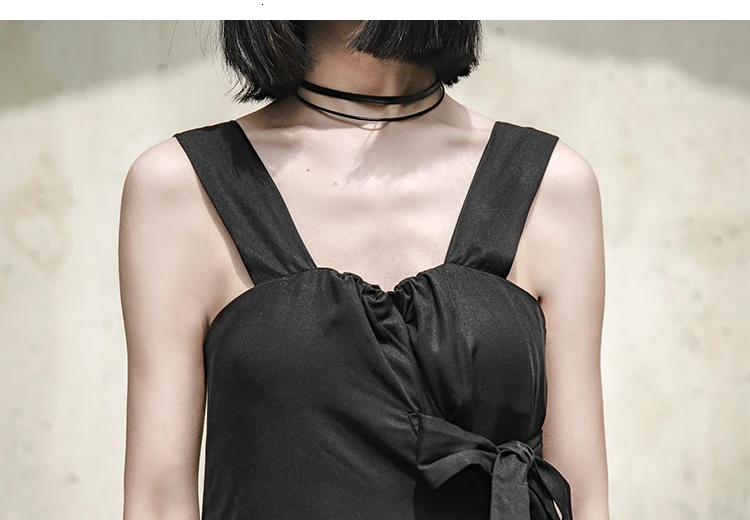 [EAM] New Spring Summer Spaghetti Strap Sleeveless Black Ruffles Split Joint Long Temperament Dress Women Fashion JW631