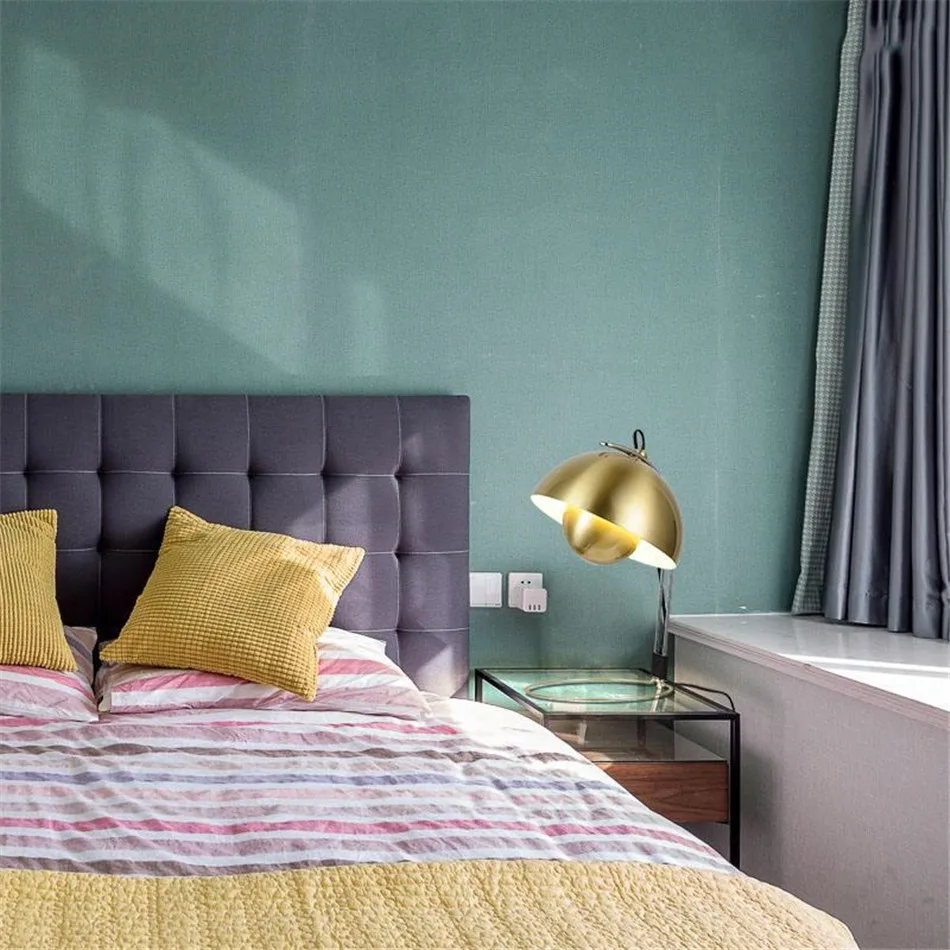 

Modern Golden Luster Lampshade Lighting Nordic Table Lamp Study Reading Deco Restaurant Lights Bedside Lamp Indoor Home Fixtures