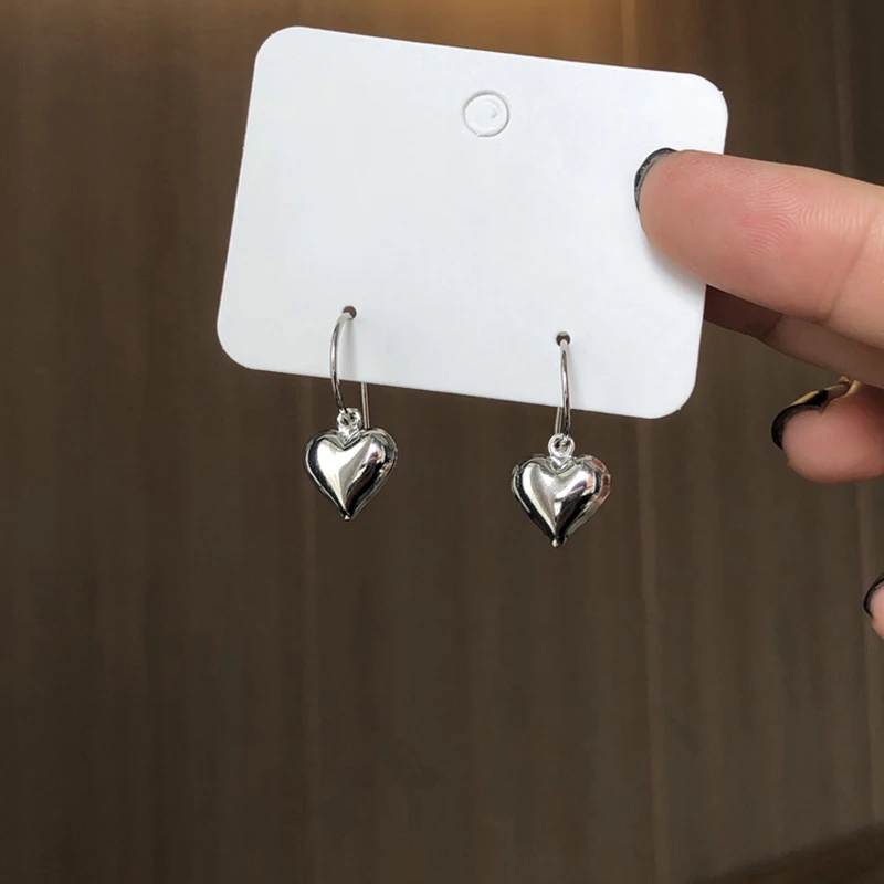 

Heart pendant earrings simple and small earrings 2020 new trend earrings exquisite metal retro Women Fashion Jewelry Earrring