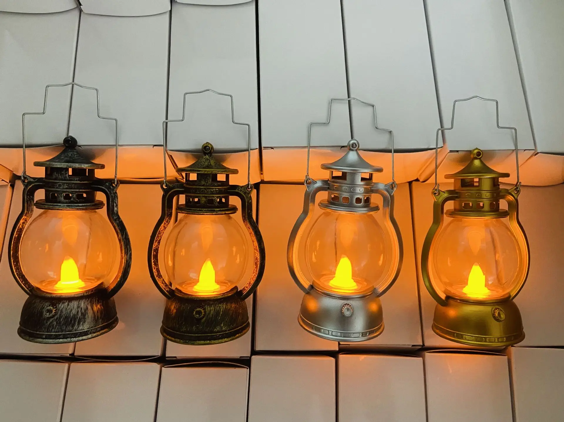 

Halloween Decoration Retro Small Oil Lamp Christmas Gift Small Horse Lamp Creative Bar Ghost Festival Atmosphere Layout