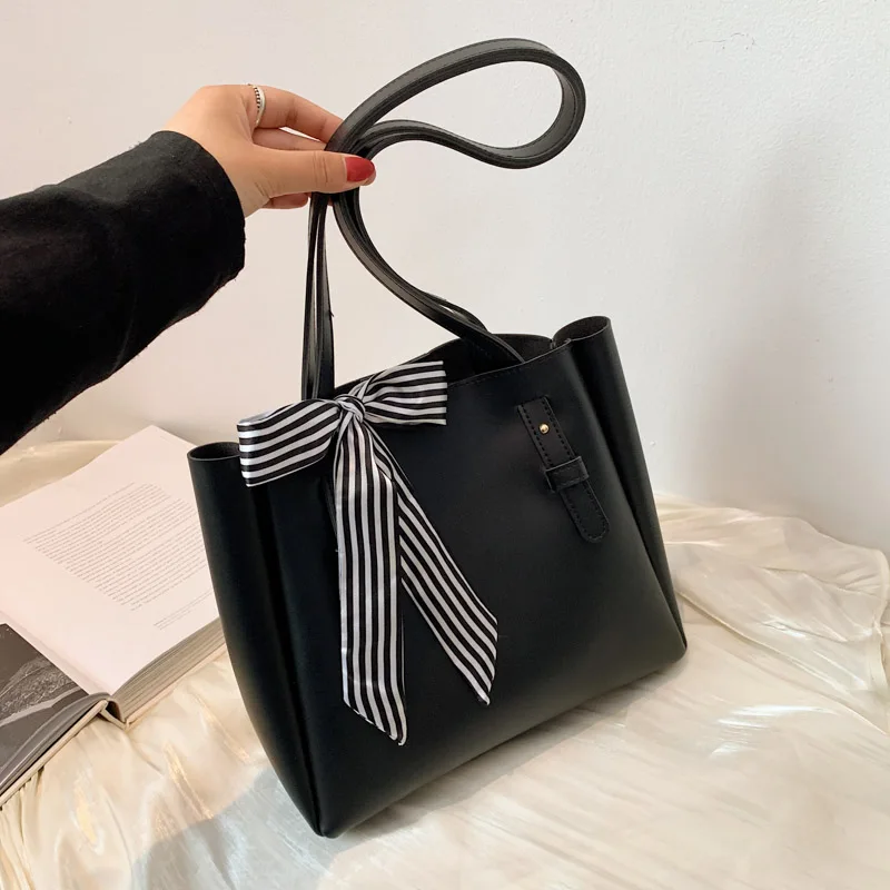 

Hot Sale Large Women's Bag Ribbnsdecoration Capacity Big Soft Leather Casual Totes Female Handbags Shoulder Crossbody