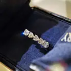 Кольцо из серебра 925 пробы с бриллиантами в форме сердца