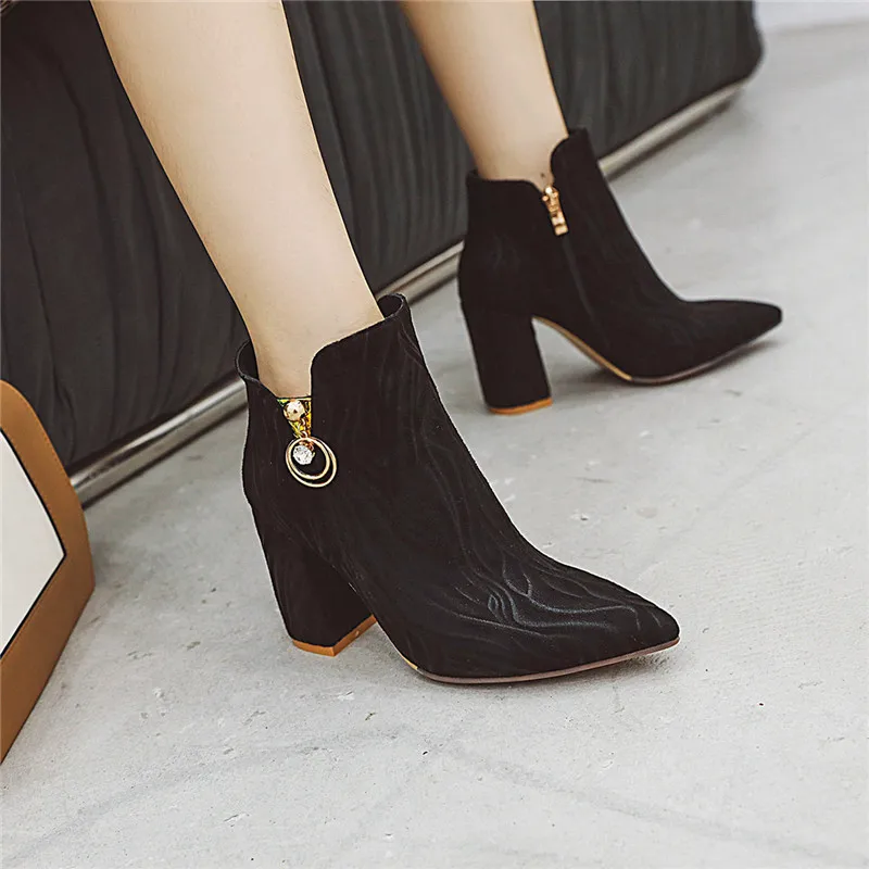 

MORAZORA 2021 wholesale big size 48 women ankle boots pointed toe autumn boots zip square high heel party wedding shoes woman