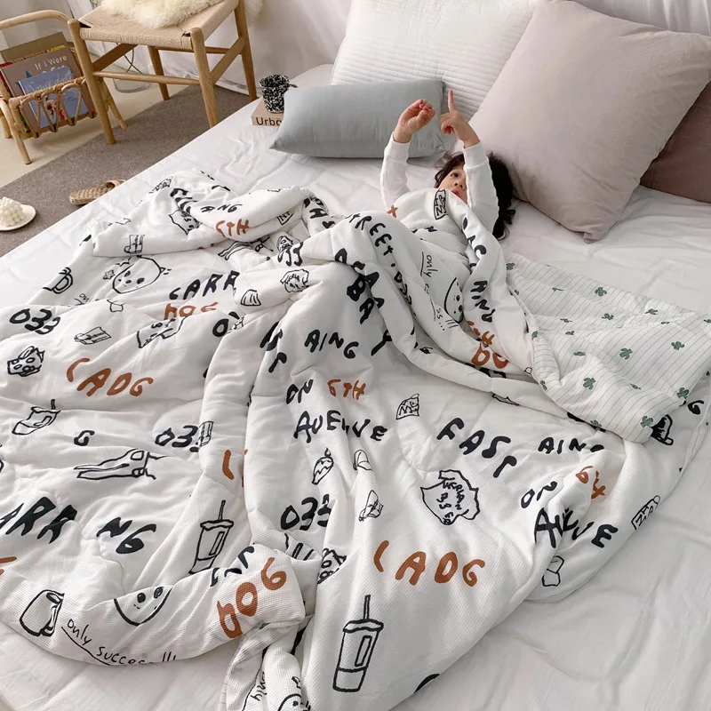 

200*230 Air-conditioning Quilt Summer Cool Quilts cartoon print Thin Breathable Single Twin Comforter Adult Kids Bed BBX059