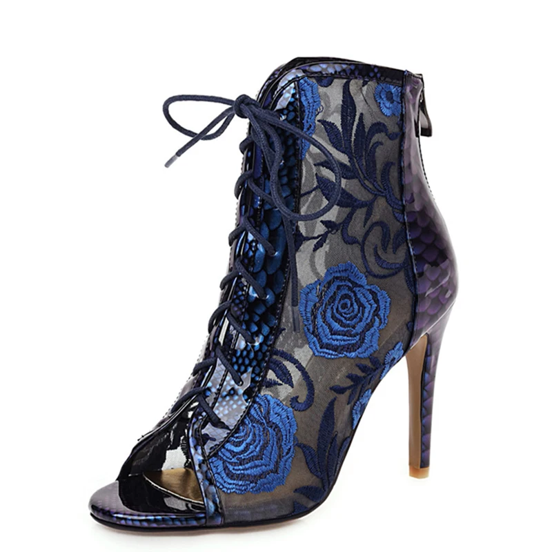 Женские ботильоны с вышивкой в стиле ретро Обувь на тонком высоком каблуке со