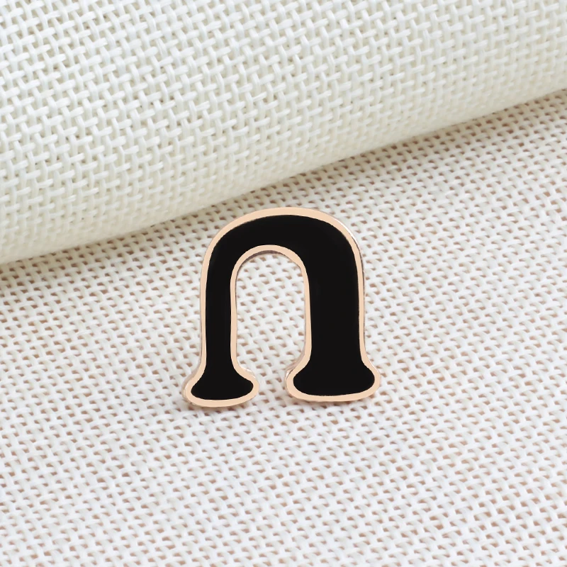 Black Cartoon Brooches Hat Crzay Cat Icons Enamel Pins Denim Clothes Shirts Lapel Pin For Men Cool Buckle Badge Accessories