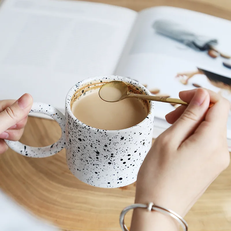 

Creative Mug Fat Ceramic Mugs Coffee Cup Friends White Original Breakfast Cups Thermos Porcelain Beautiful Tea Cup Gift Ideas