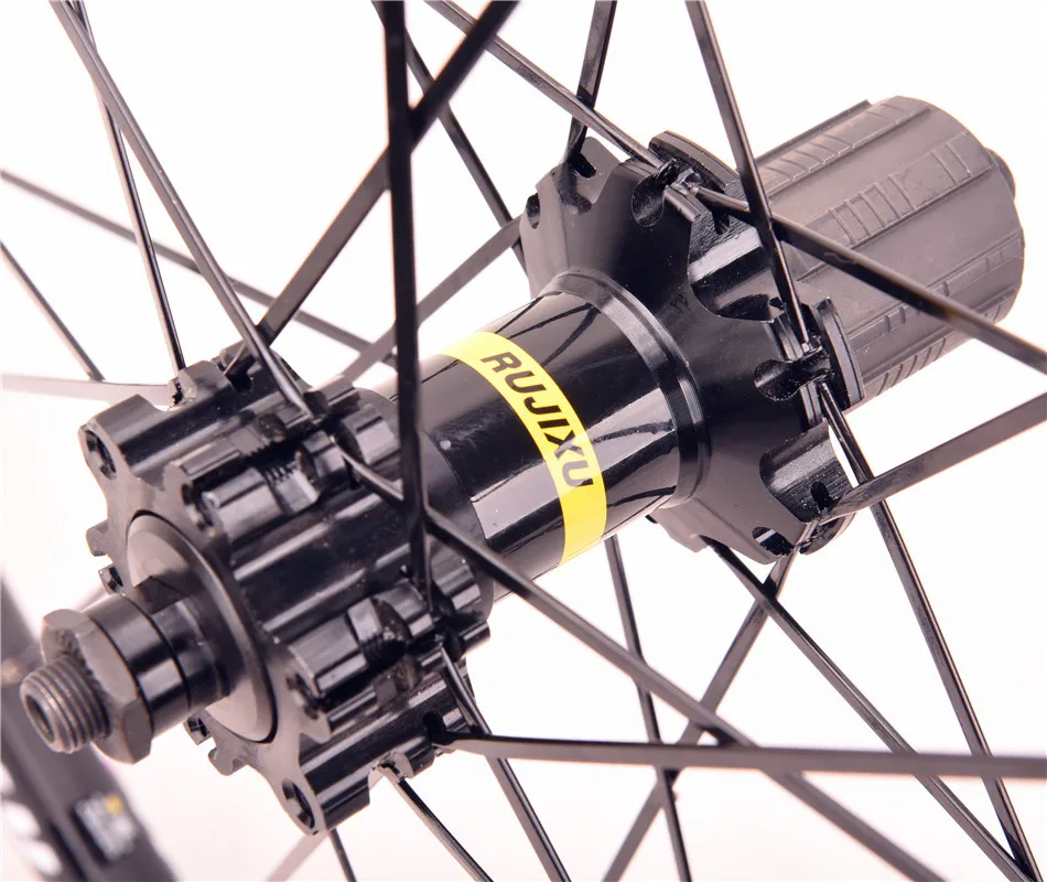 Колесная пара для горного велосипеда герметичная 4 подшипника 6 отверстий обод