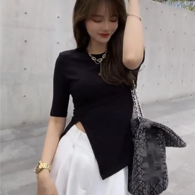 

WOMENGAGA T-shirt Women's Fashion Short Sleeve Irregular Split Tight Thin Top Tees Summer Hot Sexy Korean Girl Female Tops 2E60