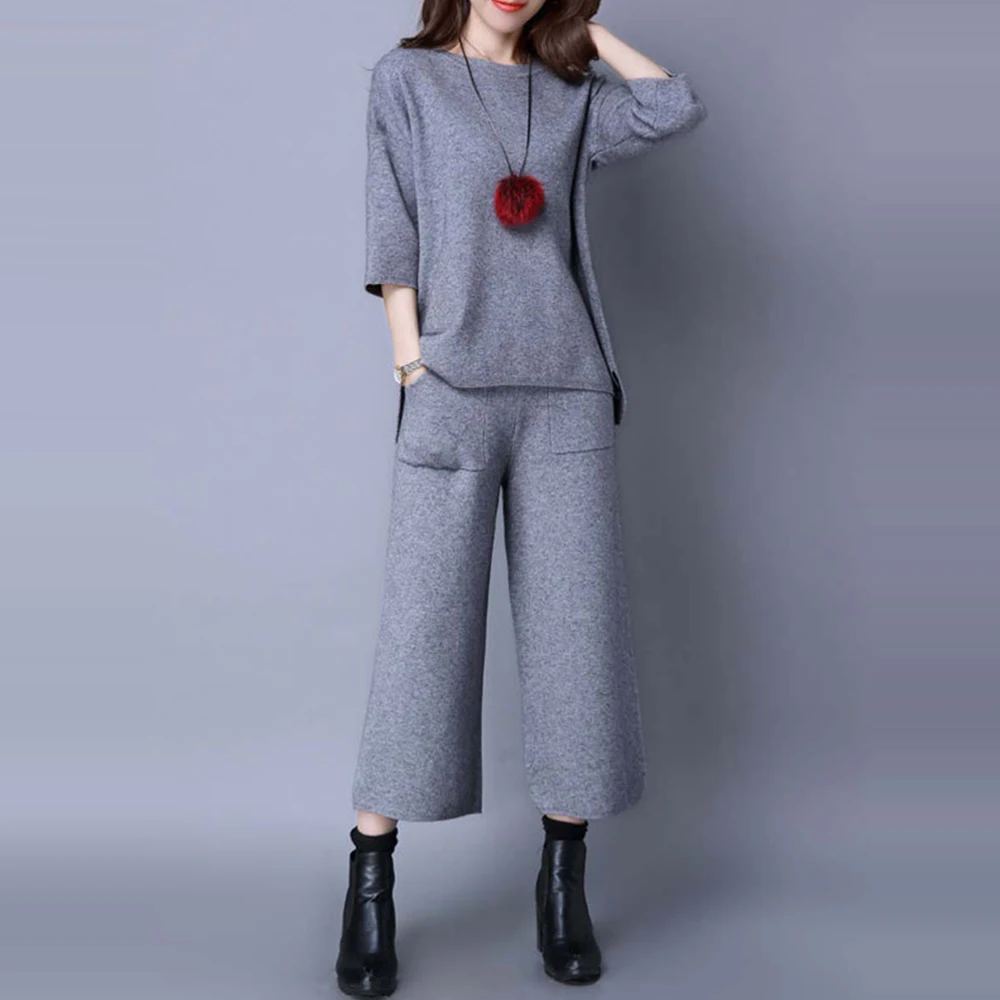 Женский комплект из двух предметов осень 2019 черная трикотажная футболка и