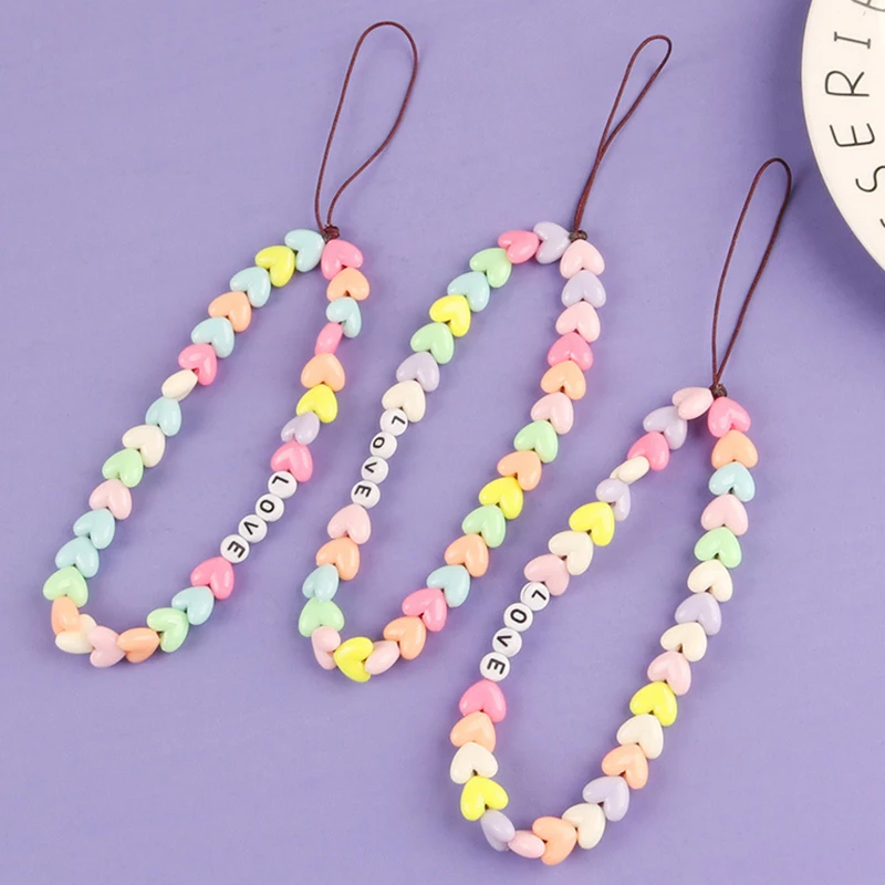 Браслет с пшеничными ушками подвеска для телефона акриловые надписи надписью Love