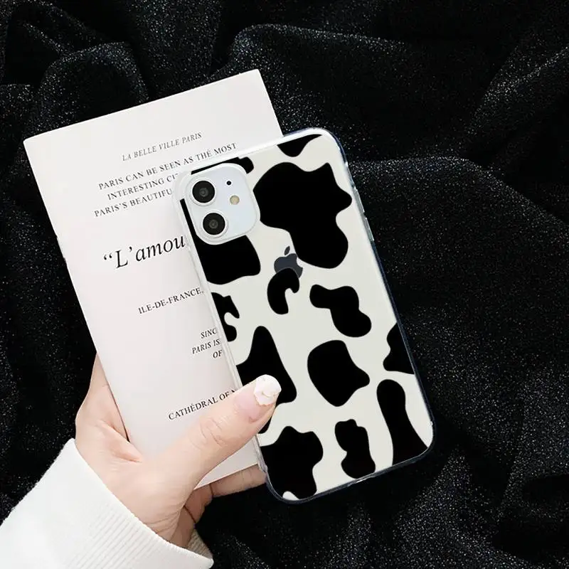 

White Black Cow Symbol Pattern Print Phone Case Transparent for iPhone 6 7 8 11 12 s mini pro X XS XR MAX Plus cover funda