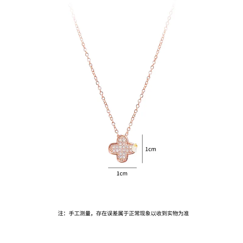 

2020 New Copper Zircon Clover Necklace Pendant Gold Plated Simple Fashion Versatile Clavicular Chain Four Leaf