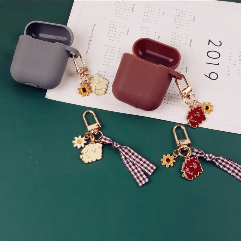 

Creative New Dog Keychains Cute Sweet Heart Kids Key Chain Children Bag Pendant Keyring Student Lovers Holiday Gifts