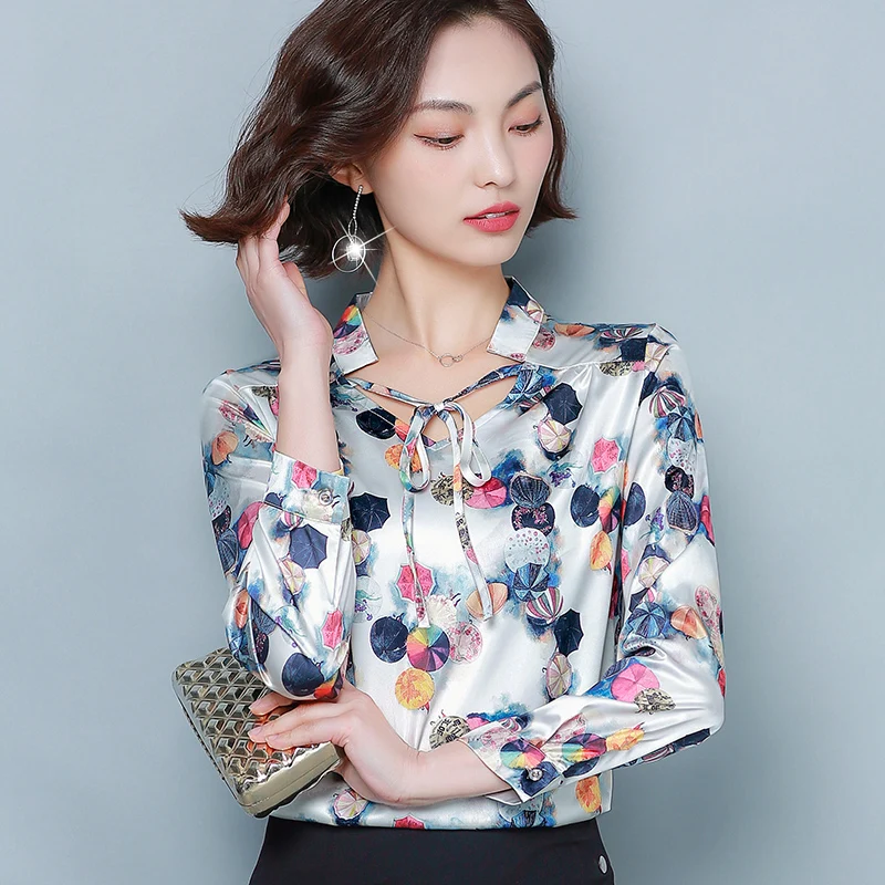 

Fashion Women Blouses Floral Print Ladies Shirts Spring Casual Long Sleeve Blouse Tops 2020 New V-neck Shirt Blusas Plus Size