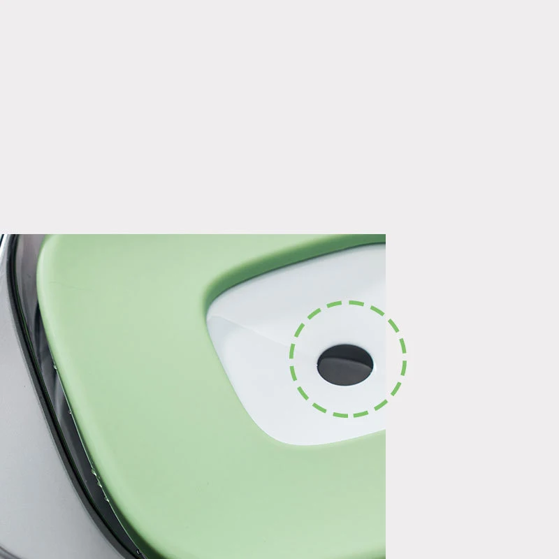 

Water Feeder for Dogs and Pets accessories dust-proof Anti-tipping Splash-proof floating water bowl 1.4L