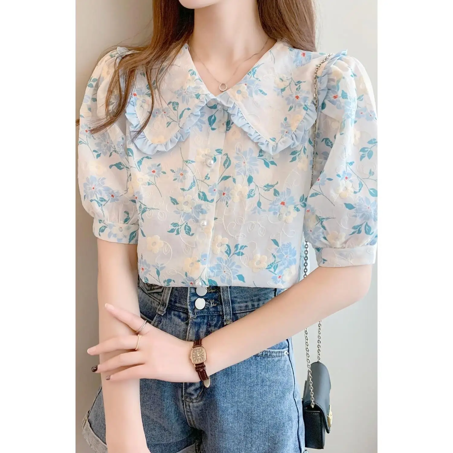 

Women summer Chiffon Blouses Female Loose Short Puff Sleeve Peter Pan Collar Tops Ladies Vintage Floral Print Button Shirts Q388