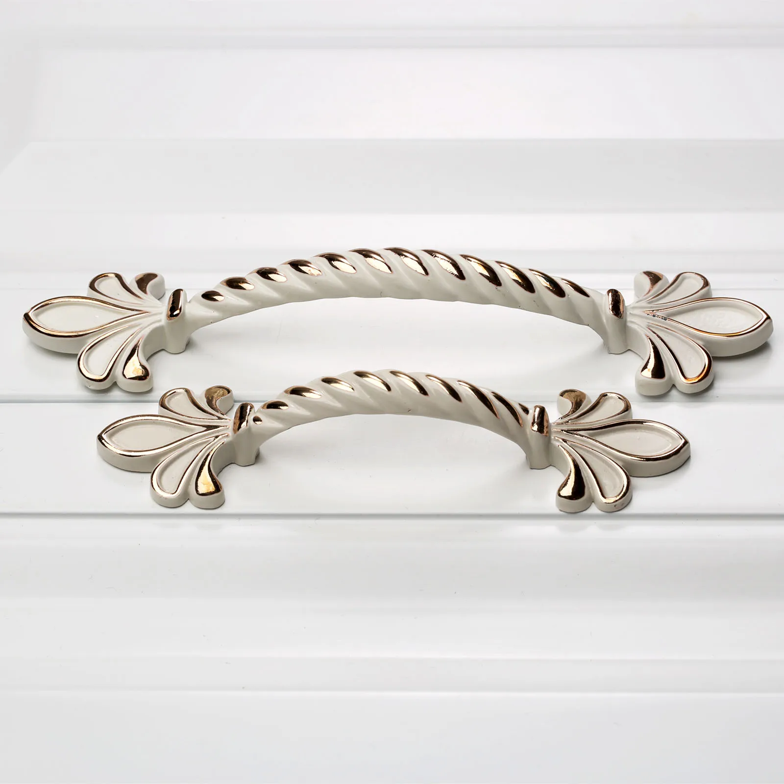 Kitchen Furniture Cabinet Drawer Door Pull Handles Cupboard Bedroom Knob Flower Gold White 64mm/96mm Zinc Alloy Vintage | Обустройство