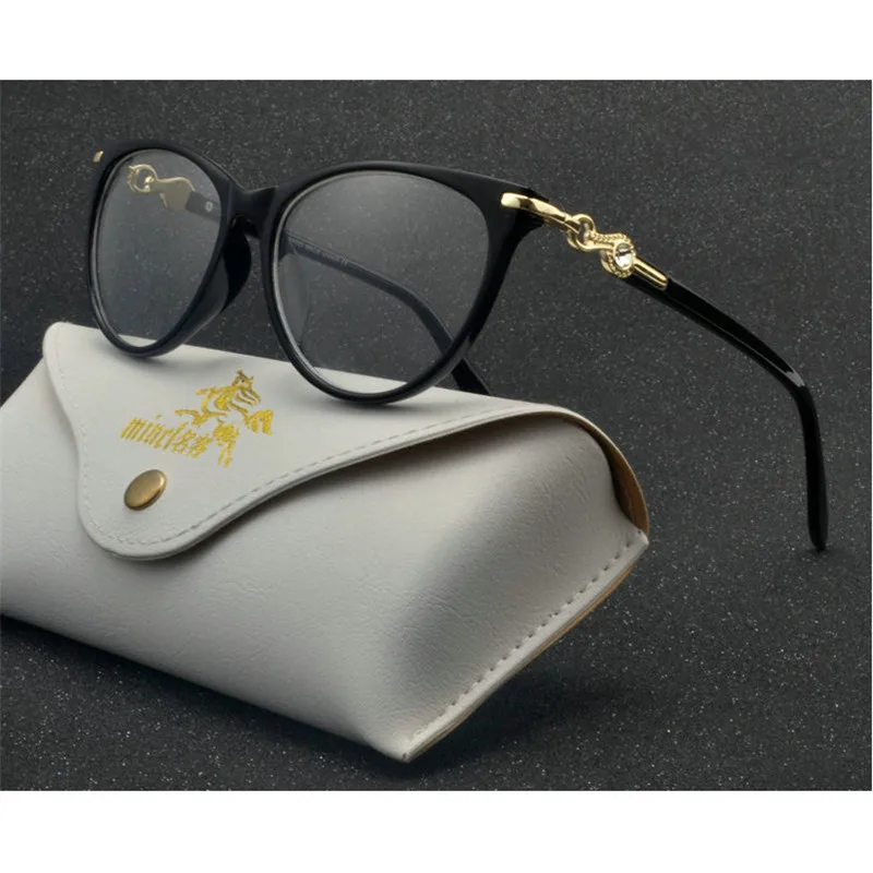 Очки для чтения с защитой от синего света Ультрамодный светильник мужчин и