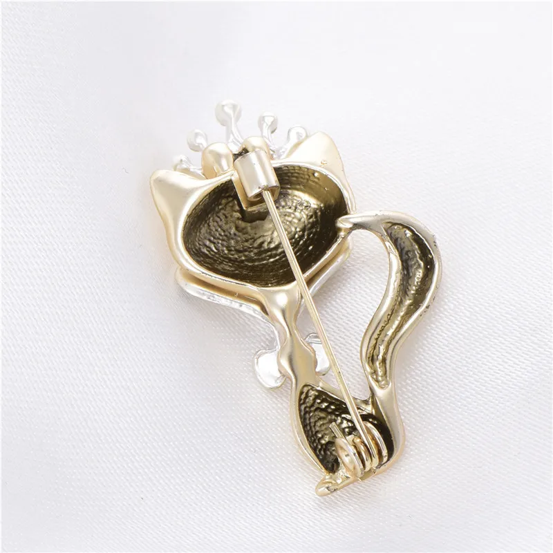 Милые булавки Брошь В Виде Короны лисы животные из мультфильмов 2021 женские броши