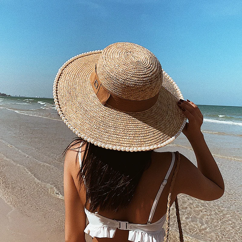 Соломенная шляпа с широкими полями и жемчугом Женская элегантная пляжная