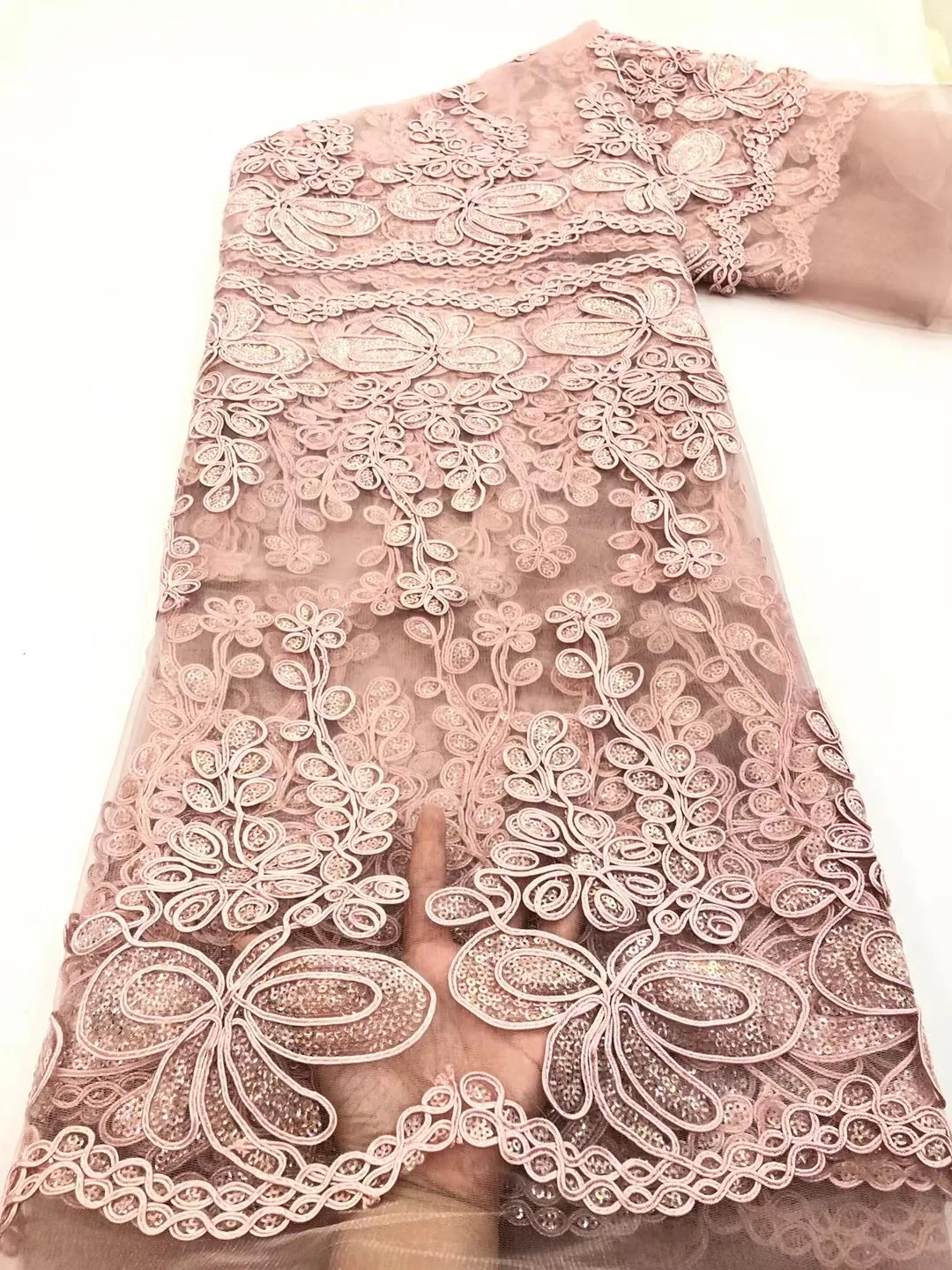 

Высокое качество Классический стиль кружево вышитое Сетчатое кружево с блестками в африканском стиле кружевные струящиеся вечерние женск...