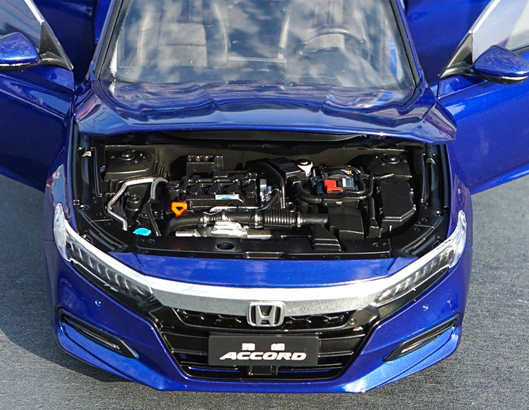 Exquisite gift 1:18 Guangqi Honda Tenth Generation Accord simulation metal car model,advanced alloy model car,free shipping