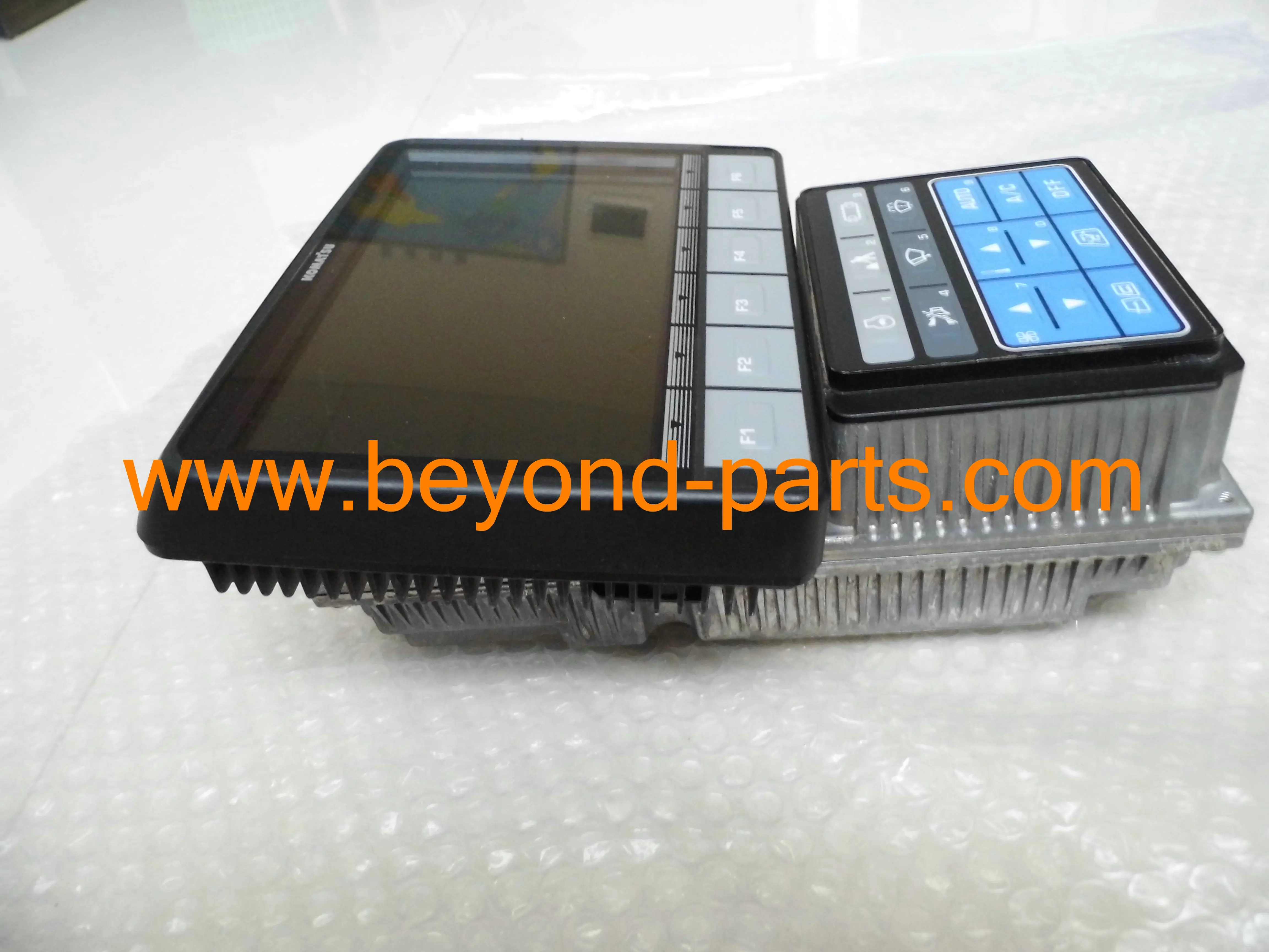 Монитор экскаватора PC130 PC138 PC138US PC160 PC78US PC78UU PC88MR 7835-31-3010 7835-31-3011 7835-31-3012 7835-31-3013 |