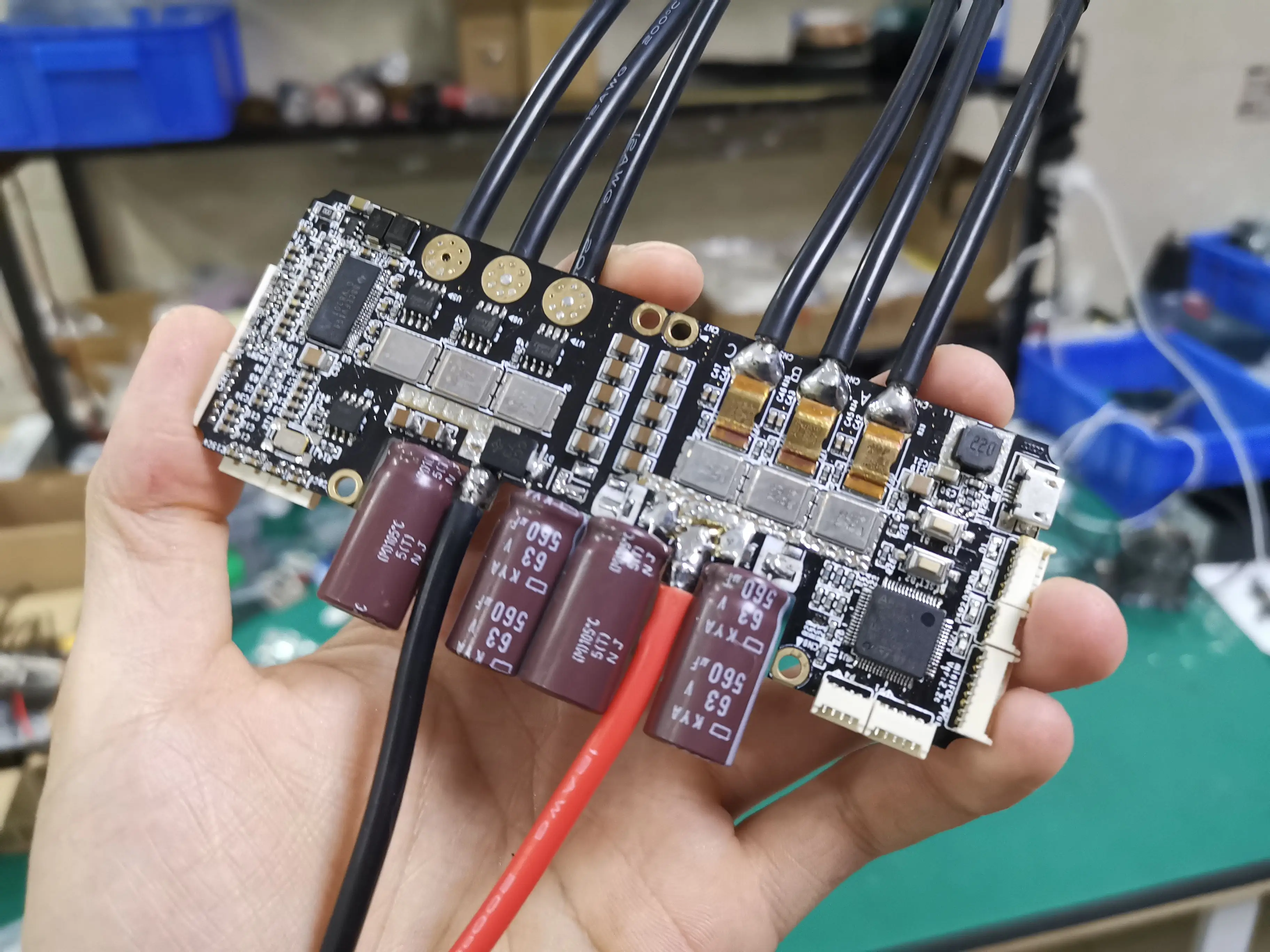 

VESC6 Dual-drive DirectFET Technology Электрический скейтборд Benjamin ESC хорошая теплоотдача компонентов