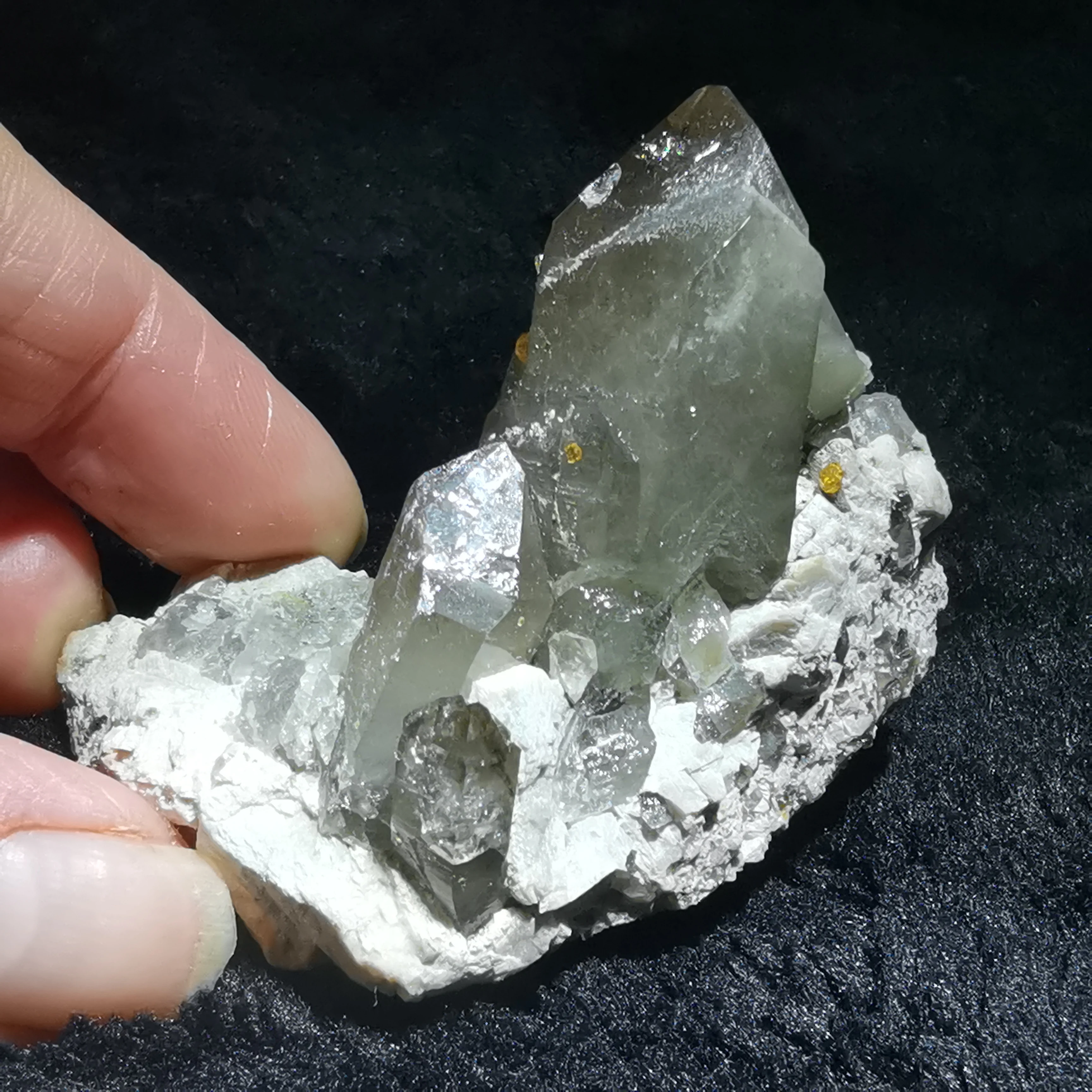 

53gNatural rare Crystal Tower and garnet symbiotic mineral specimen healing energy stone decoration QUARTZ GEM