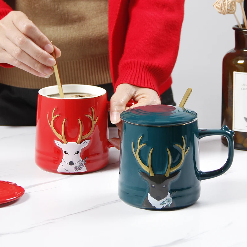 

Mug Merry Christmas Novelty Creative Ceramic Coffee / Milk Mugs With Lid Spoon Give The Lover Birthday Gift
