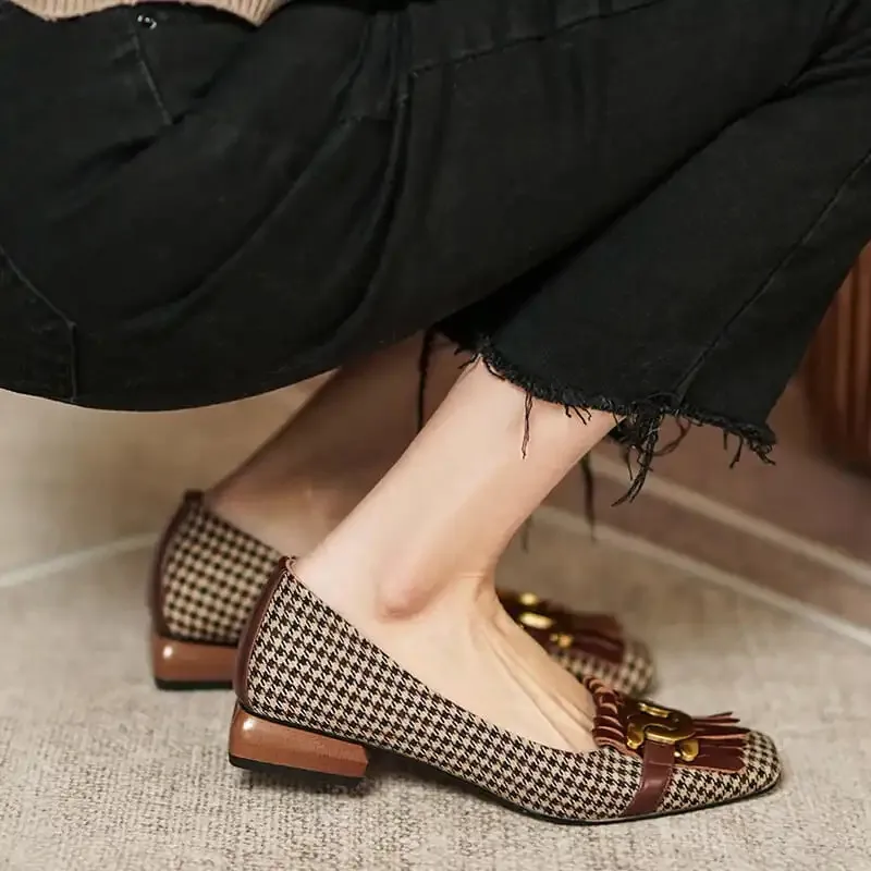 

Vintage French Metal Buckle Low Heels Outdoor Leisure Low-cut Women's Vulcanized Shoes Fashion All-match Thick Heel Ladies Shoes
