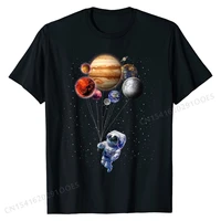 t shirt cat as astronaut in space holding planet balloon new design male t shirt summer t shirt cotton unique