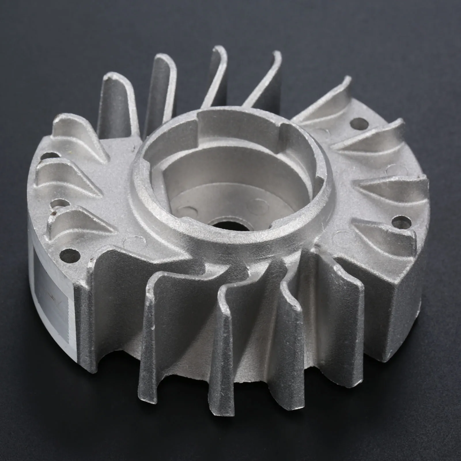 1 шт. MS180 цепные пилы нахлыстовое колесо садовые электроинструменты маховик для