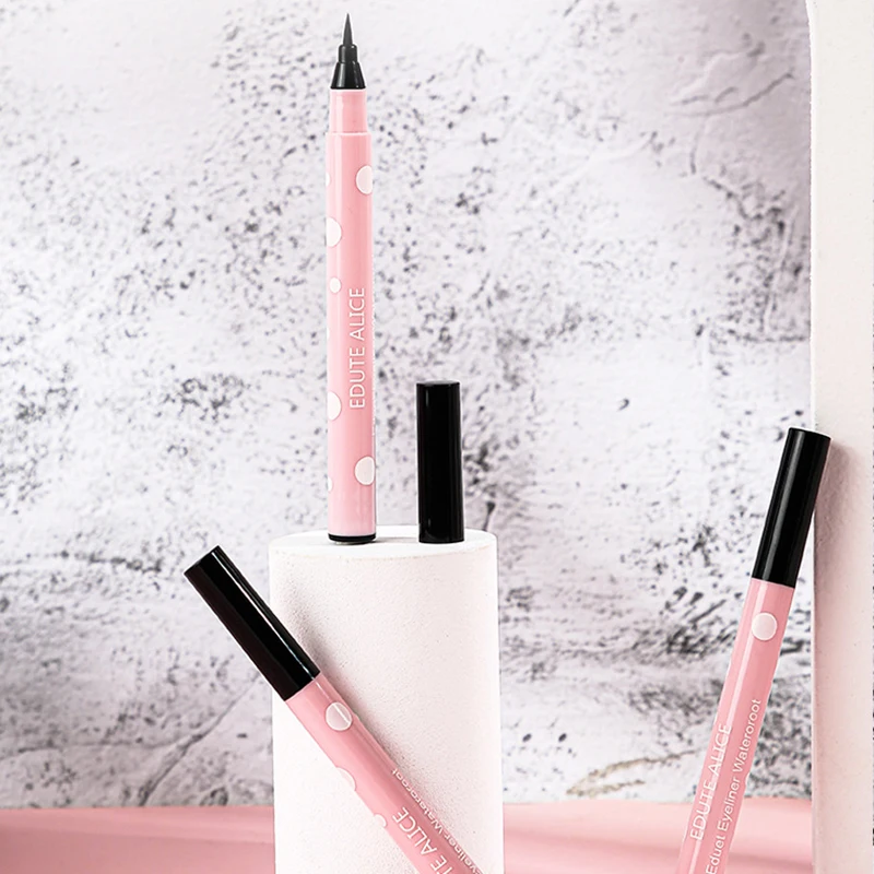 

Easy To Use Eyeliner Pen For Students Not Smudge For Beginners Make Up Accessories Black Eye Liner Pen for Girls Makeup Tool