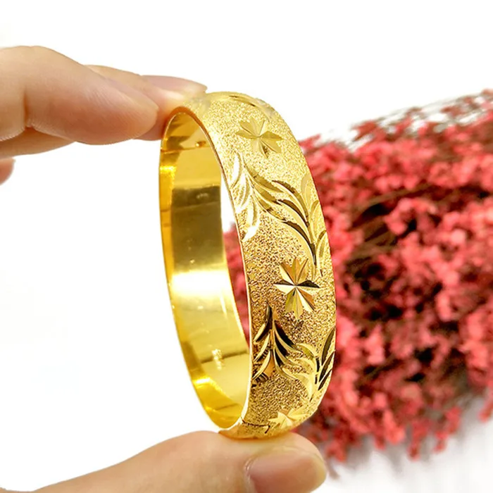 

12mm Thick Openable Bangle 18K Gold Pretty Womens Carved Bracelet Diameter 64mm(2.5 inches)