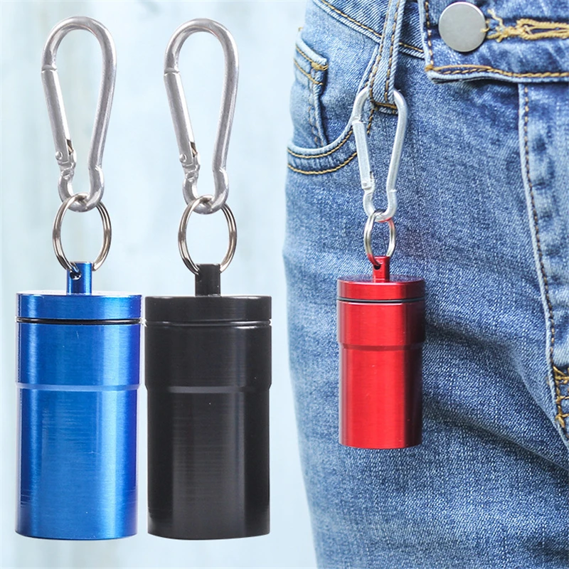 

Ashtray Portable Outdoor Travel Keychain Aluminum Alloy Ashtray Pocket Mobile With Lid Mini Cigarette Metal Bottle