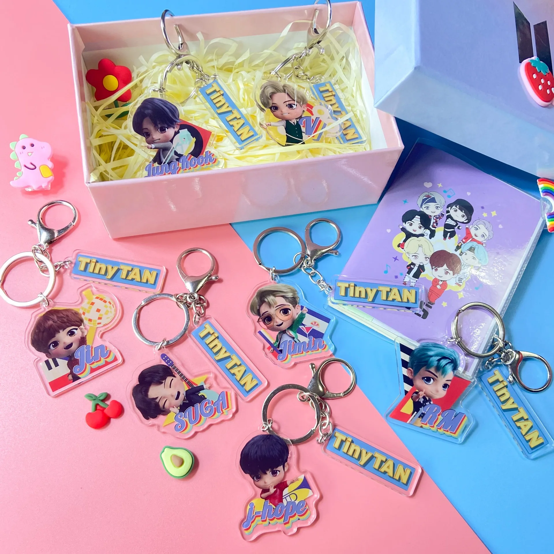 

HBTSCbulletproofyouthgroup K-pop cartoon cute keychain customized Q version acrylic English pendant bag accessories