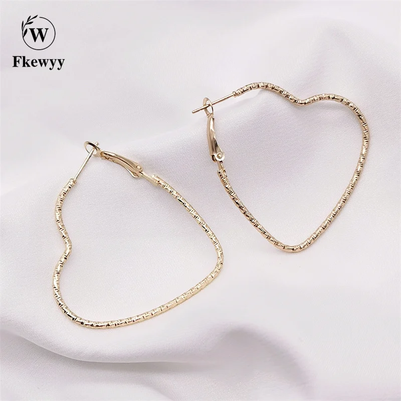 

Fkewyy Earrings For Women 2021 Drop Heart Earrings Goth Accessories Party Korean Fashion Woman Earring Bohemia Luxury Jewelry