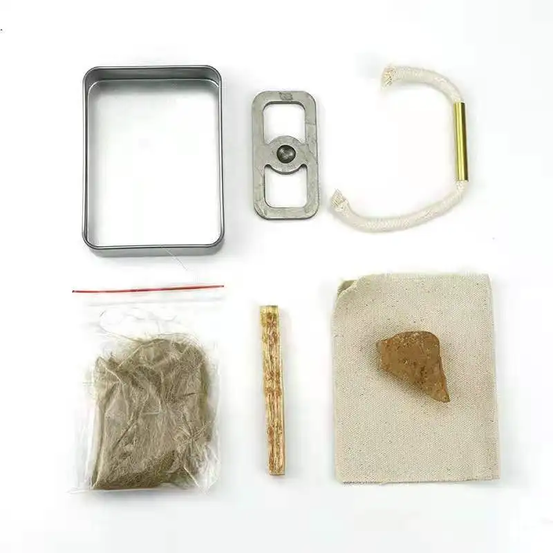 

2PC Outdoor production of fire equipment, fire sickle, cotton rope sleeve, old-fashioned original fire tools, burning stone flin