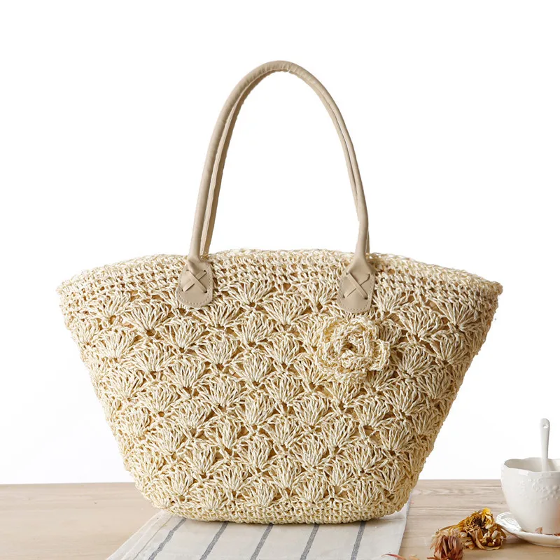 

42x25CM New One-shoulder Woven Bag Fashion Gold Thread Exquisite Shell Crochet Straw Bag Beach Bag a7246