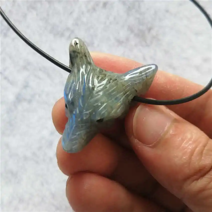 Прямая поставка подвеска из натурального Лабрадорита с кристаллом волка